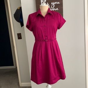 Banana republic size 6P shirt dress. Has pockets!!